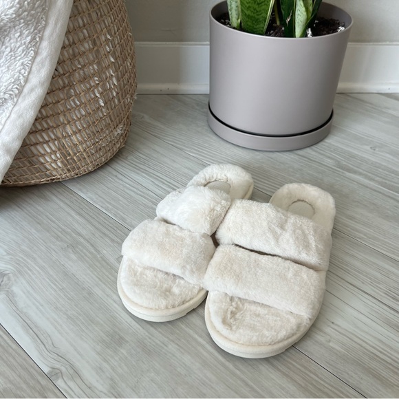 Stars Above (Target) Fur Slippers - Picture 2 of 7